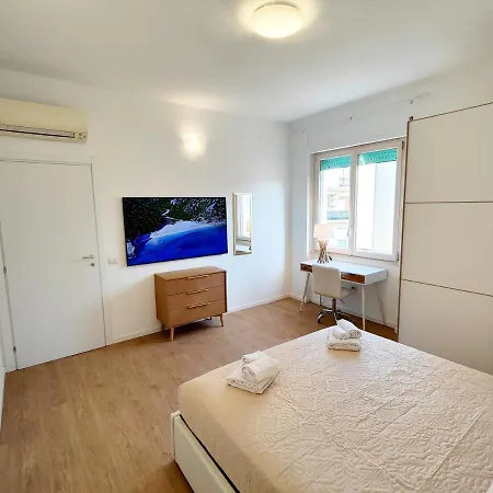 Attico Vespucci Luxury Penthouse 올비아