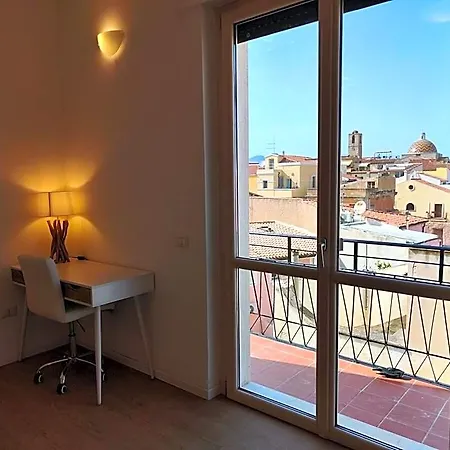 아파트 Attico Vespucci Luxury Penthouse 올비아