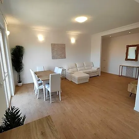 Attico Vespucci Luxury Penthouse 올비아